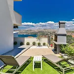 Beautiful In Okrug Gornji Apartment Trogir