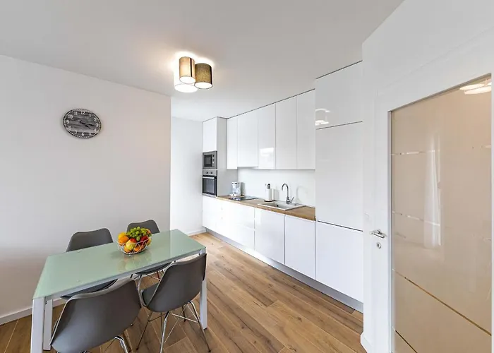 Appartement Beautiful In Okrug Gornji Trogir