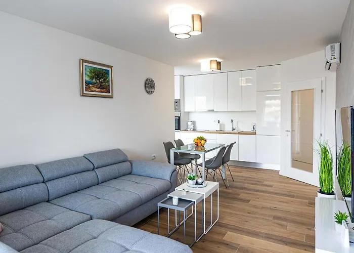 Beautiful In Okrug Gornji Appartement *