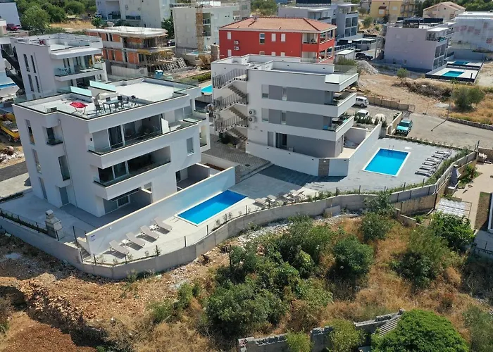 Beautiful In Okrug Gornji Appartement Trogir